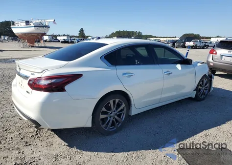2018 Nissan Altima 2.5 из США, поврежденный, VIN 1N4AL3AP7JC245280